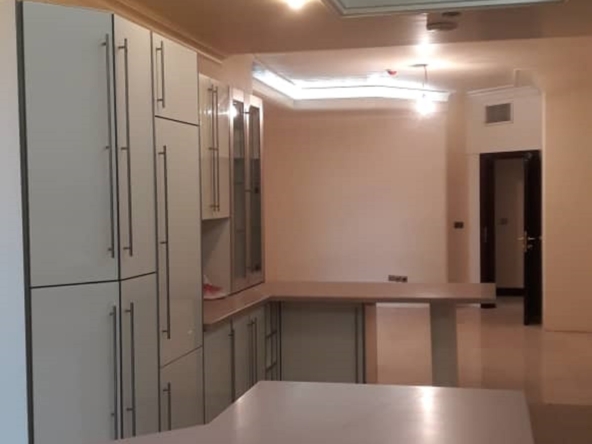 اجاره و رهن آپارتمان زعفرانیه 350  متر شیک