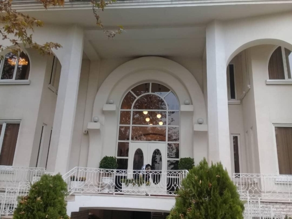 اجاره و رهن آپارتمان زعفرانیه 330  متر لاکچری