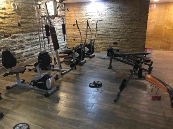 اجاره و رهن آپارتمان محمودیه 120 متر لوکس