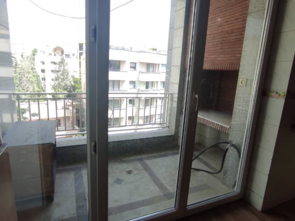 اجاره و رهن آپارتمان زعفرانیه 225 متر لوکس