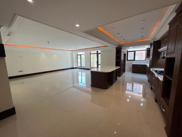 اجاره و رهن آپارتمان محمودیه 200 متر لوکس