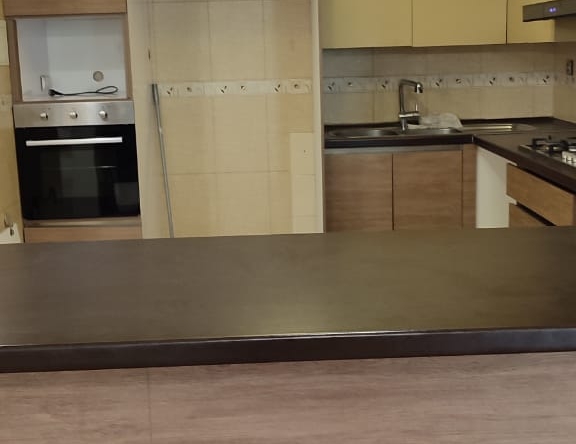 اجاره و رهن آپارتمان زعفرانیه 160 متر لاکچری