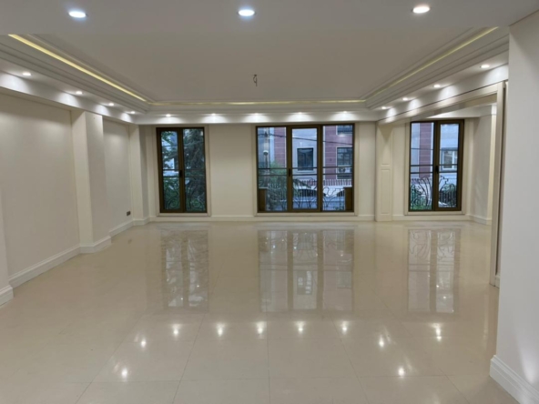 اجاره و رهن آپارتمان زعفرانیه 220 متر شیک