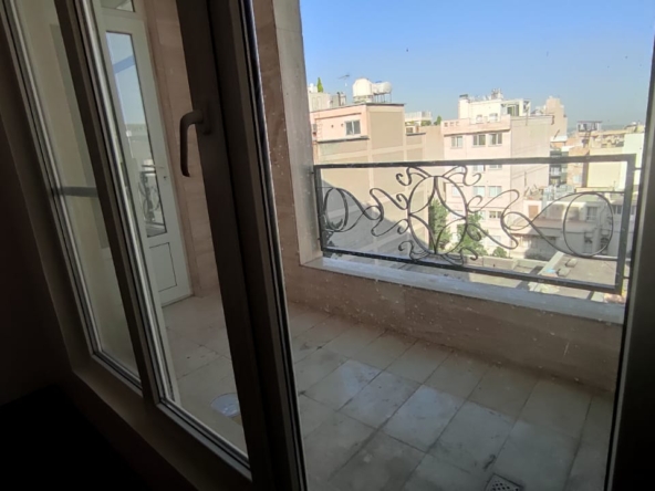 اجاره و رهن آپارتمان زعفرانیه 175 متر اکازيون