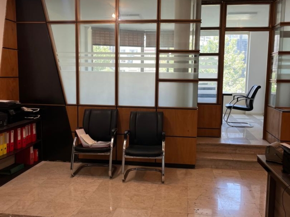 اجاره واحد اداری 80 متری در ملاصدرا | کد 92