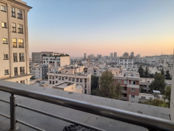 فروش واحد 136 متری در تجریش | کد 201