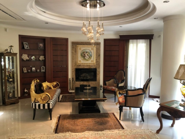 فروش واحد 236 متری در فرشته | کد 210